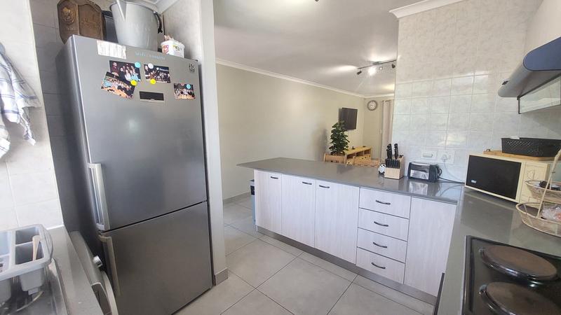 To Let 2 Bedroom Property for Rent in Kenridge Western Cape
